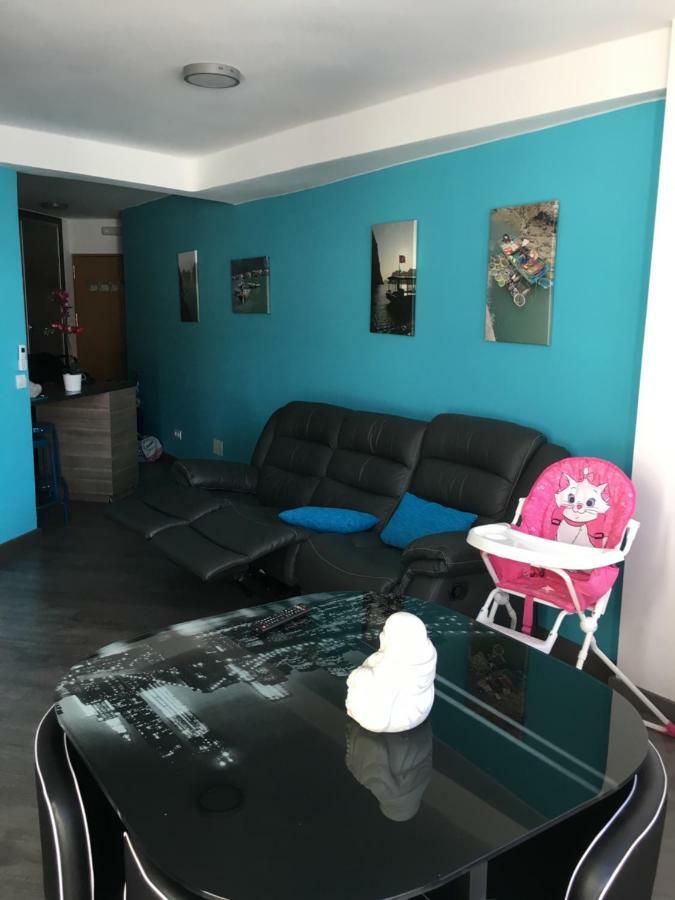 شقة Casa Azul نيرخا المظهر الخارجي الصورة